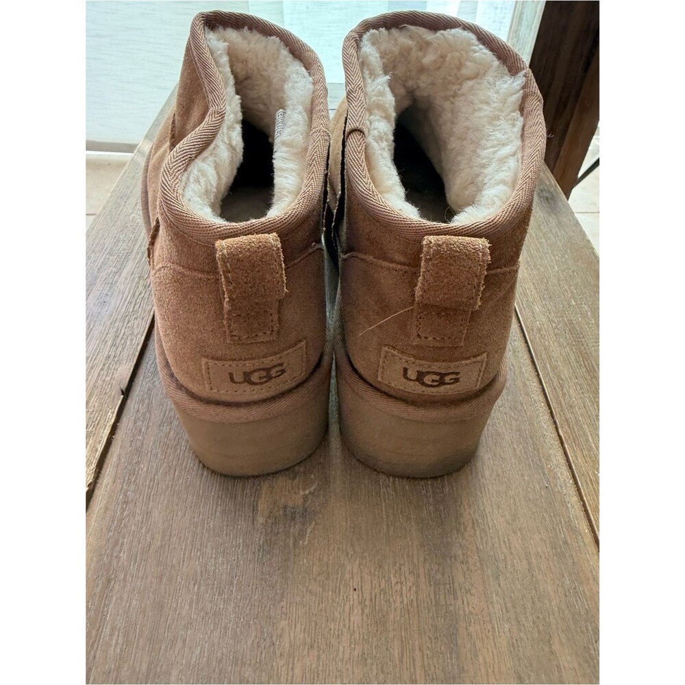 UGG Classic Ultra Mini Boot Chestnut Suede Size 11